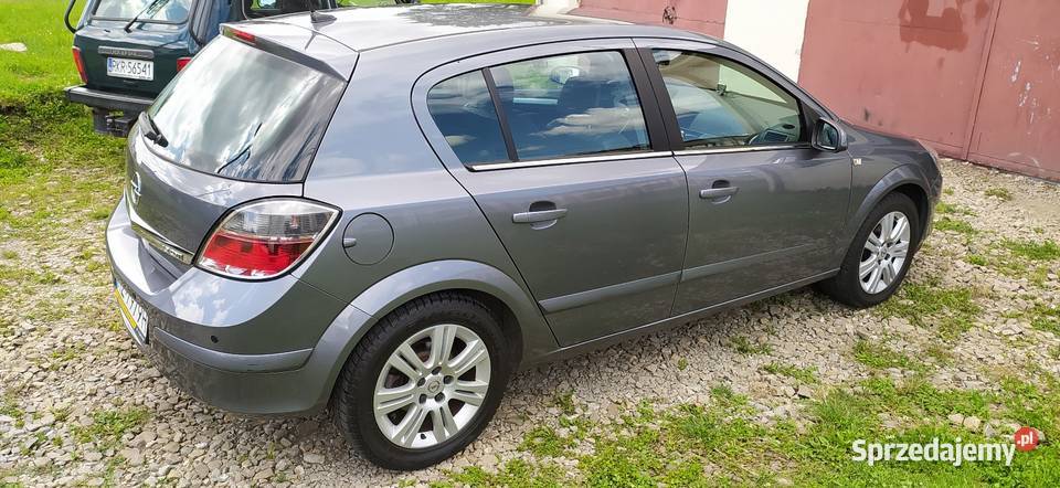 Opel Astra H 19 CDTI 140 AUTOMAT klimatyzacja Krosno sprzedam