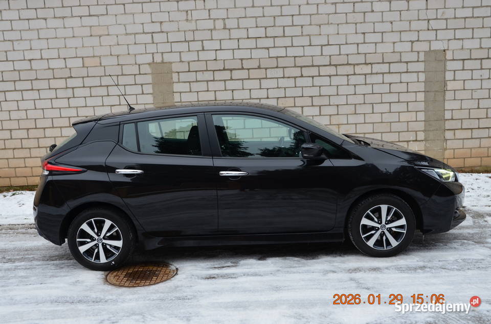 NISSAN LEAF II 2022 Rok produkcji 2022