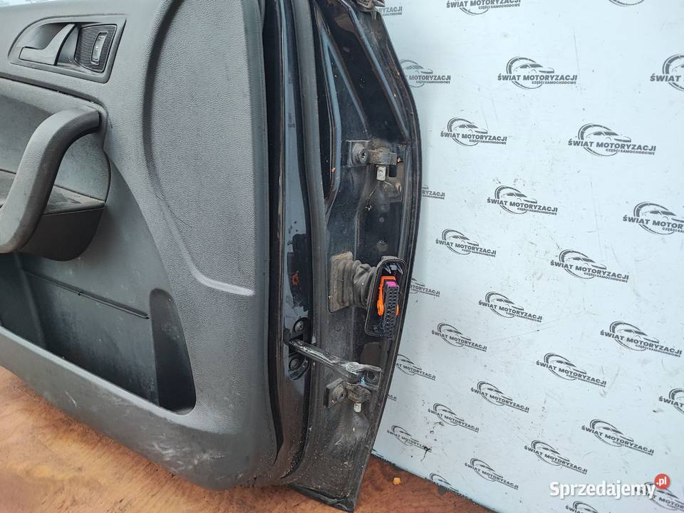 SKODA YETI 12r drzwi lewe przód Drzwi