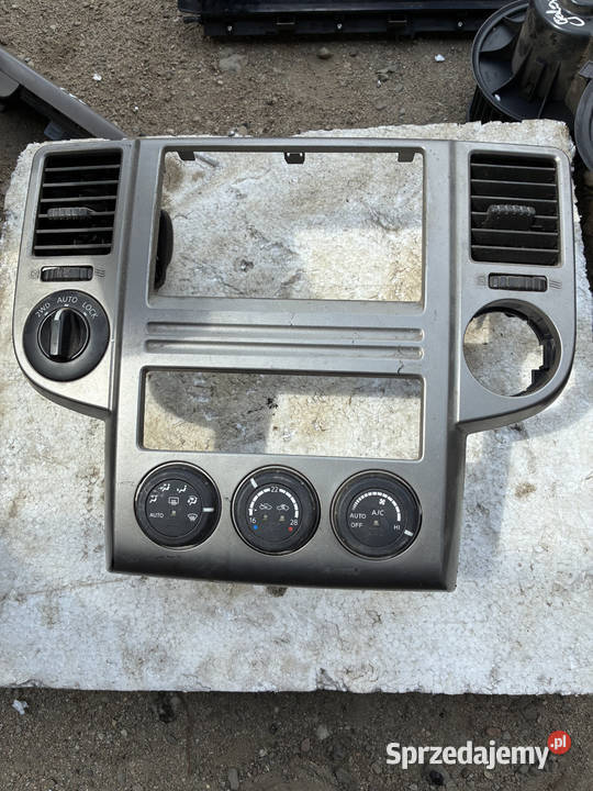 Panel Środkowy Radia Nissan XTrail Panele sterowania, przełączniki Wisznice sprzedam