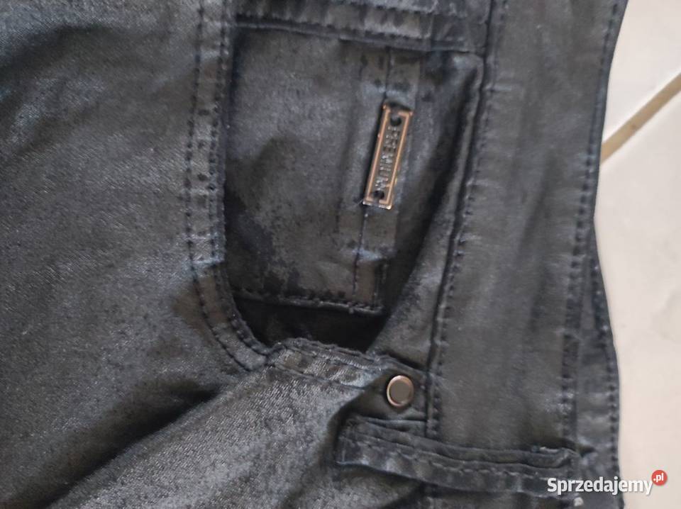 spodnie przecierane Stradivarius jeansy skinny świętokrzyskie sprzedam