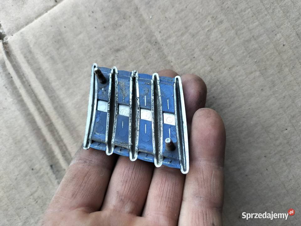 FIAT ZNACZEK EMBLEMAT NAPIS Kamień-Kolonia