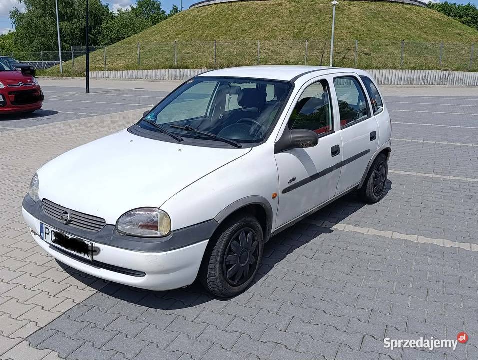 Corsa B Automat ewzamiana 2400km Samochody osobowe Śrem sprzedam