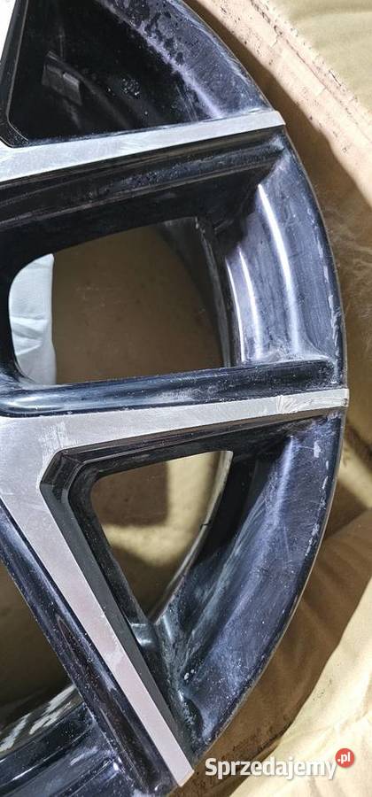 Felga aluminiowa Toyota Rav4 2017 R18 Łódź sprzedam