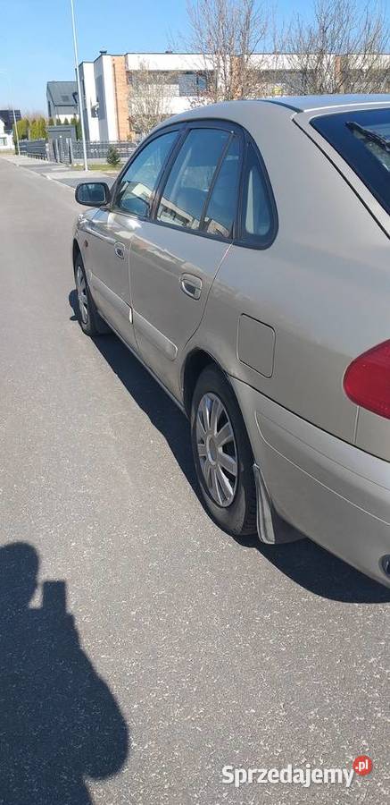 Mazda 626 20 benzynagaz 116 Rok produkcji 2002