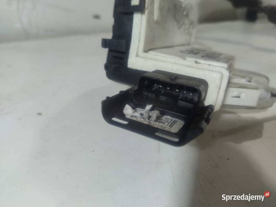 ZAMEK DRZWI PRAWY PRZÓD CITROEN C3 II 9673230880 osobowe