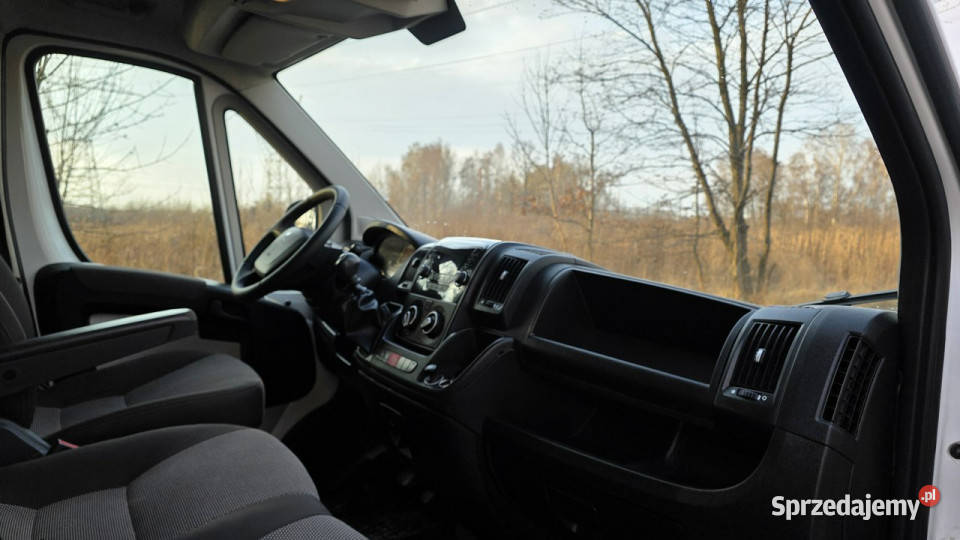 Peugeot Boxer 7 9 osobowydokabrygadówkafotele ESP Chełm Śląski sprzedam