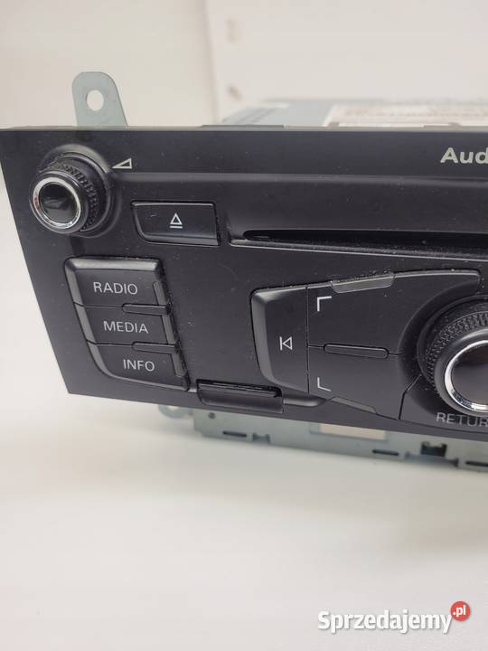 RADIO ZMIENIARKA CD AUDI A4 B8 A5 Q5 8T2035186P Przystajń sprzedam