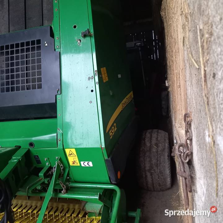 Prasa John Deere 592 Wizna