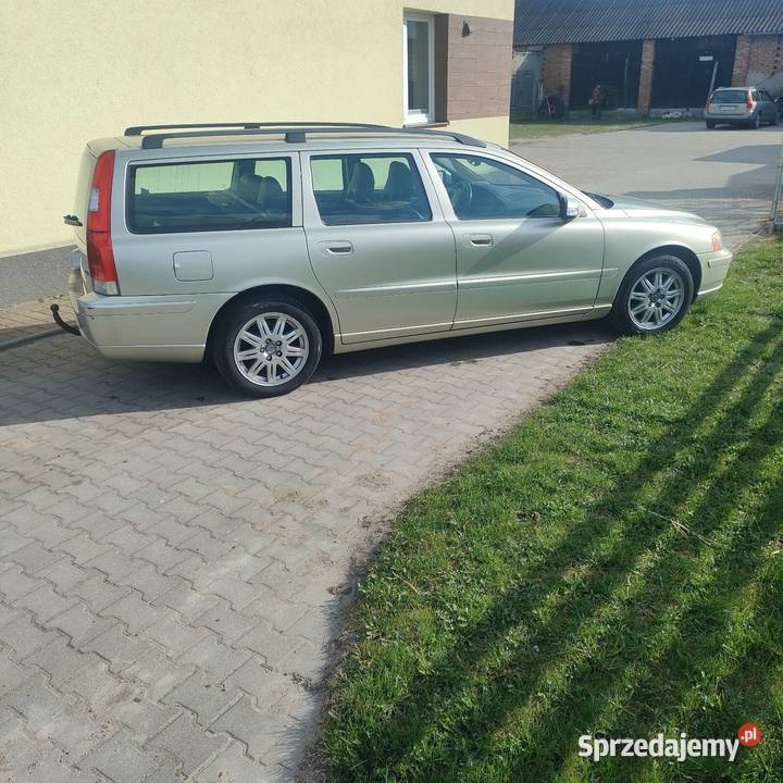 Volvo V70 24 D5 nieuszkodzony