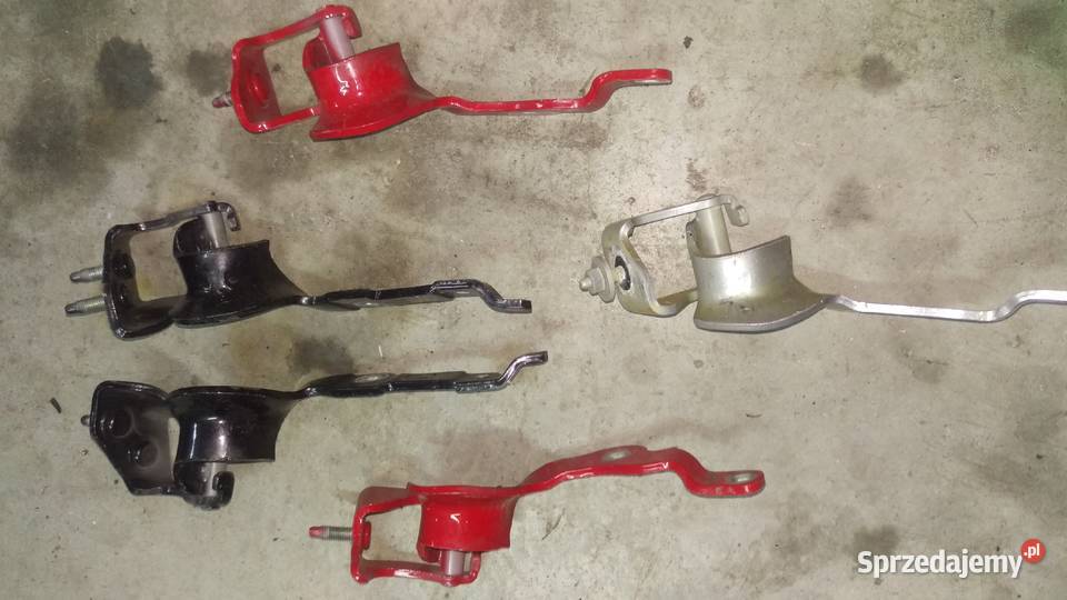 ZAWIASY TYLNEJ KLAPY AUDI A 3 8 P zawiasy Części samochodowe Wrocław