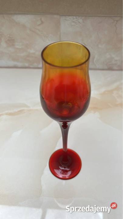 Kielich w czerwieni Projekt Zbigniew Horbowy Gdańsk