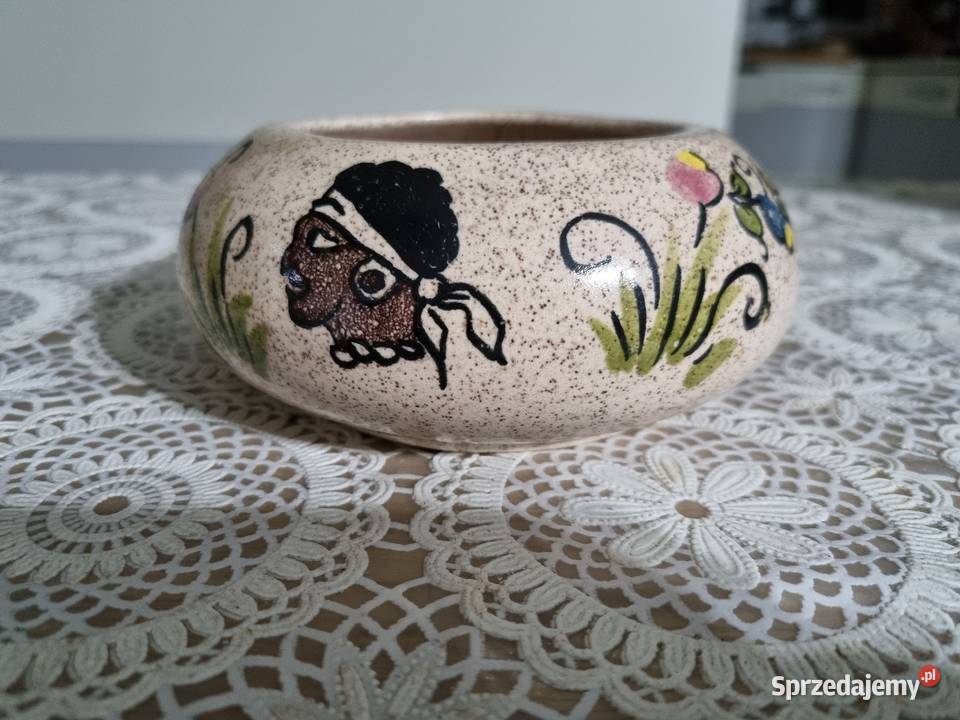 Popielnica z ceramiki