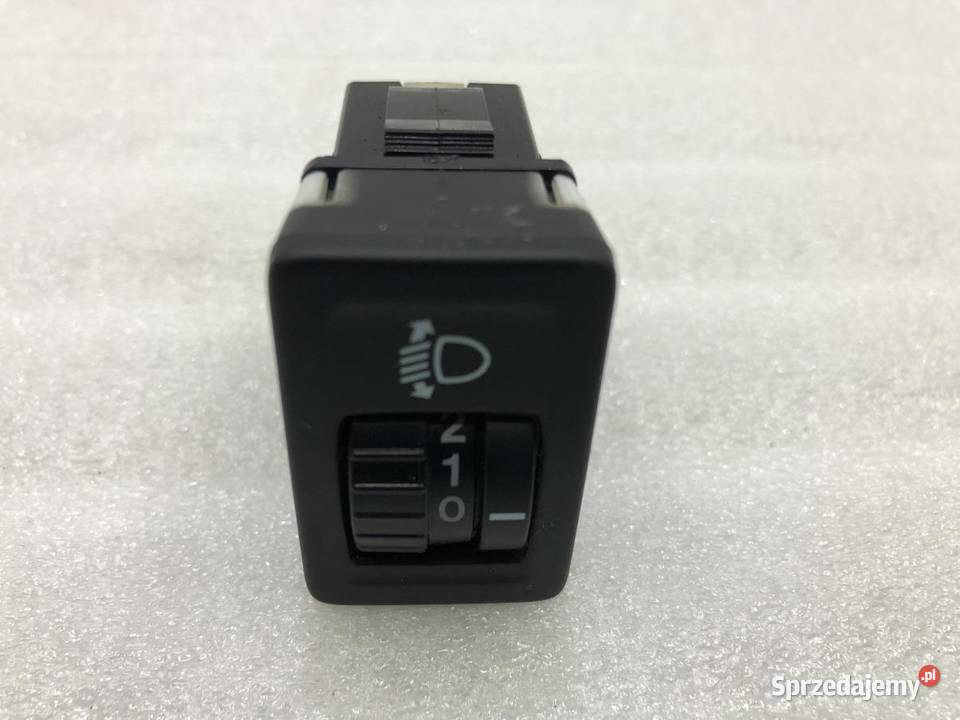 PRZEŁĄCZNIK REGULACJI ŚWIATEŁ SUZUKI SX4