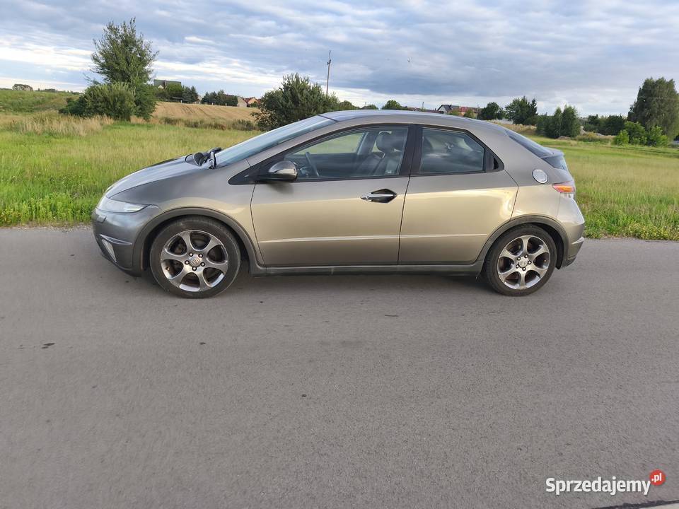 Ładną honda Civic ufo 18 w oryginalnym lakierze światła przeciwmgielne Starachowice