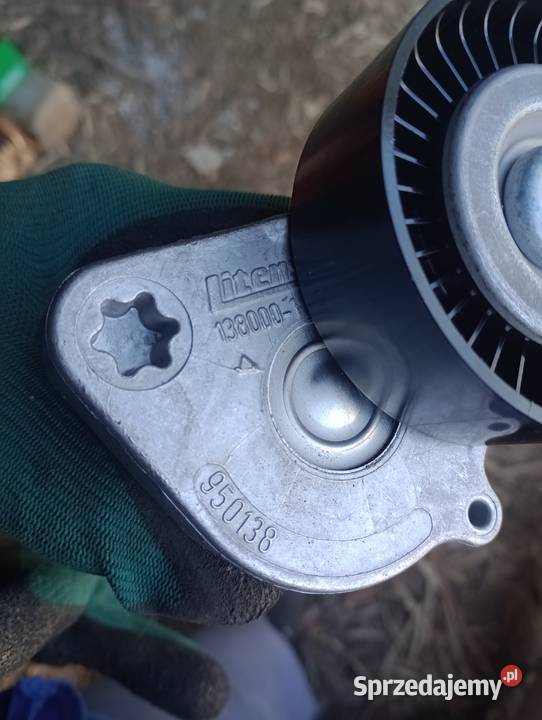 Napinacz paska osprzętu E200 sprzedam