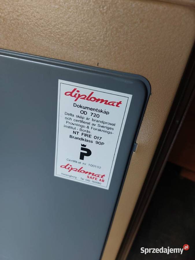 1 Kasa pancerna Diplomat ognioodporna