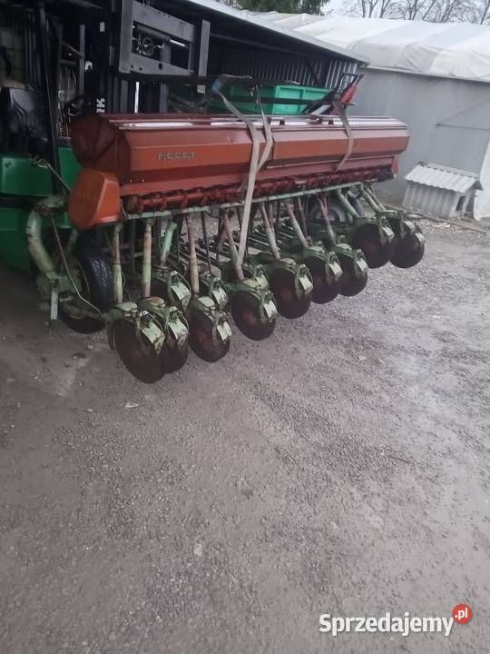 Siewnik zbożowy talerzowy nieuszkodzony Radomyśl Wielki