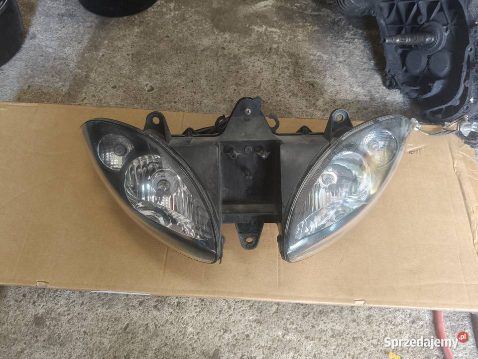 Piaggio x9 lampa reflektor przód Dębica