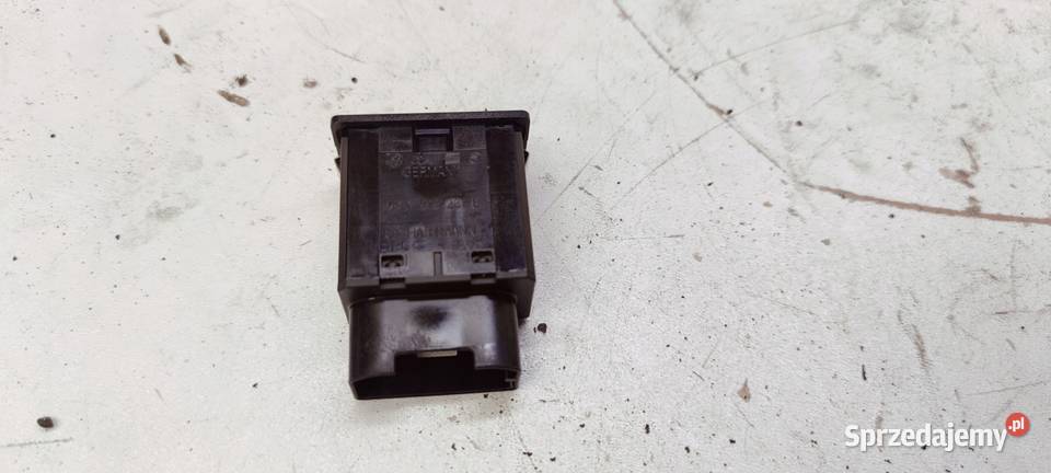 PRZEŁĄCZNIK AIRBAG AUDI A4 A5 A6 VW 5P0919237B osobowe Przystajń