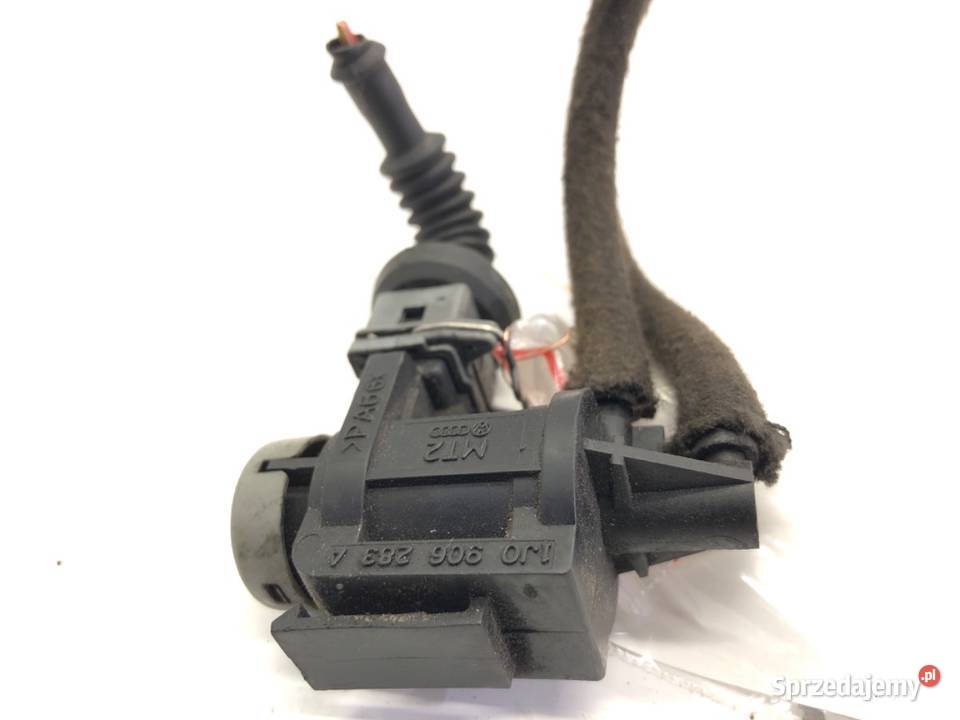 ZAWÓR PODCIŚNIENIA AUDI A4 B6 25 180 1J0906283A