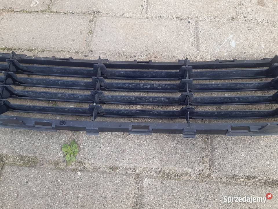 Kratka gril atrapa środkowa zderzaka toyota Zamość