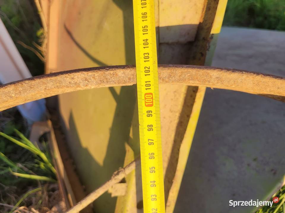 Okrąg stalowy 100 x 6 x 12 Piotrowice