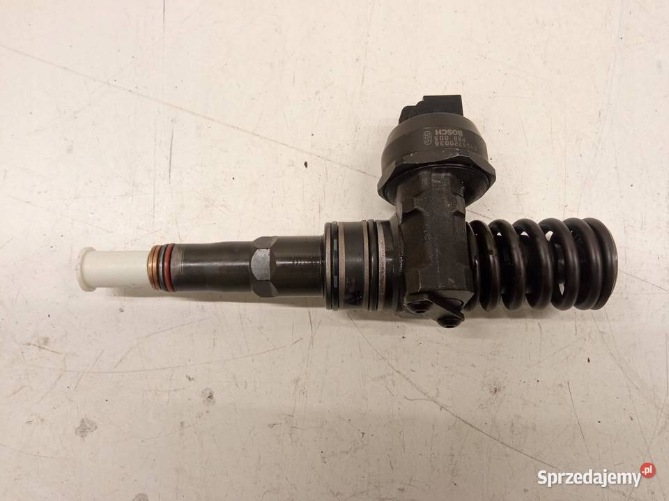 POMPOWTRYSKIWACZ 038130073AK 0414720038 19 TDI sprzedam