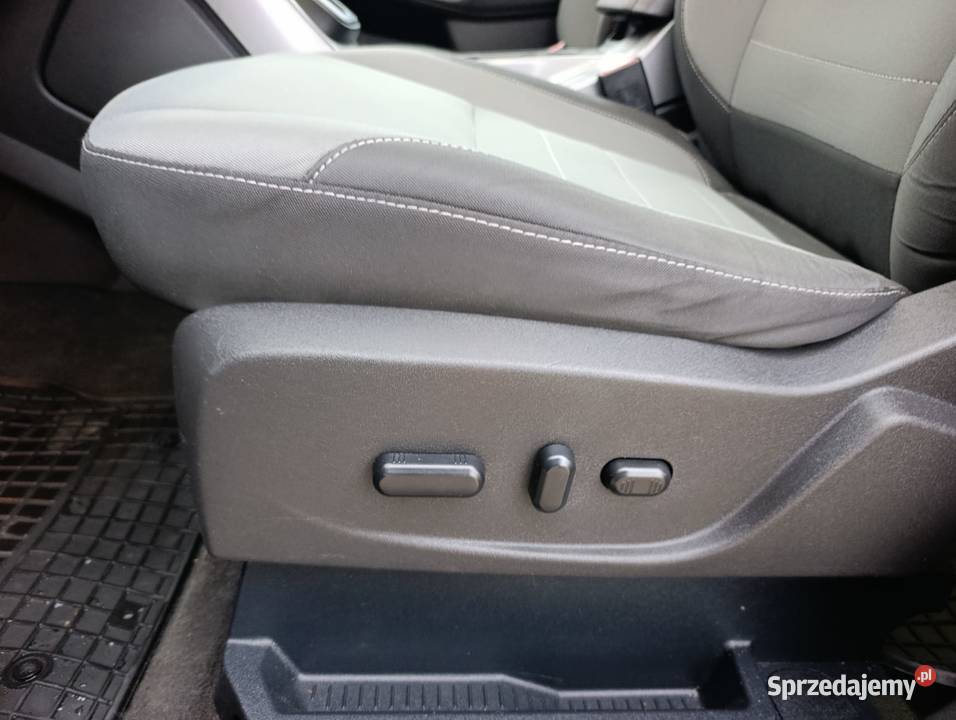 Bezwypadkowy 16 EcoBoost 180 Automat 4x4 Wersja Warszawa