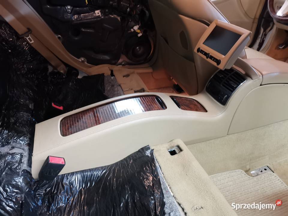 Tylna konsola monitor środkowy do CLS W219 C219 Gdynia