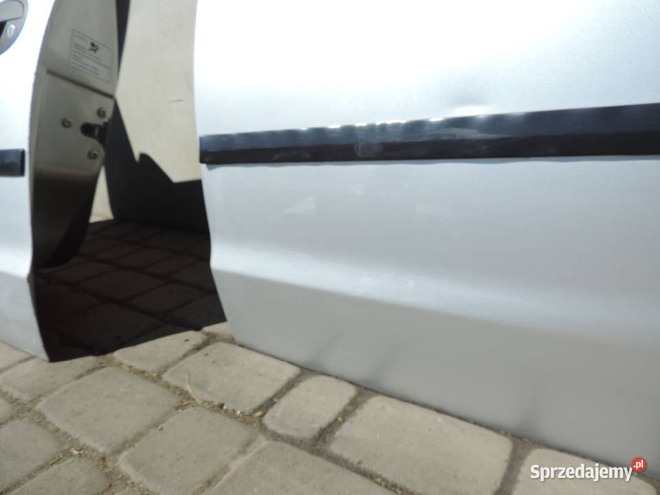 DRZWI LEWY TYŁ OPEL CORSA C 5D Z147 Nowy Sącz