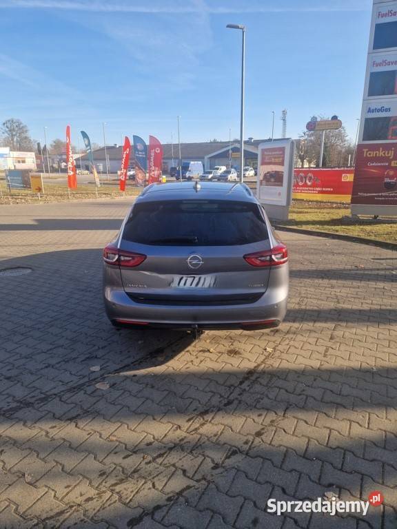 Sprzedam Opel Insignia B kombi 2018 15 benzyna sprzedam