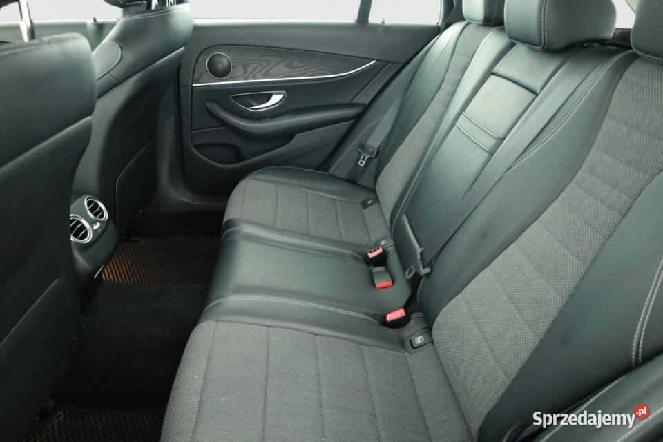 Mercedes E E 220 d 4MATIC Rok produkcji 2017 Bielany Wrocławskie