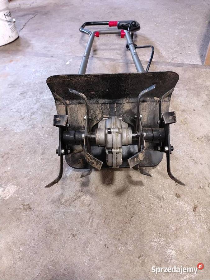 Einhell Glebogryzarka 750 W 230 V CzarnyCzerwony Bolesławiec