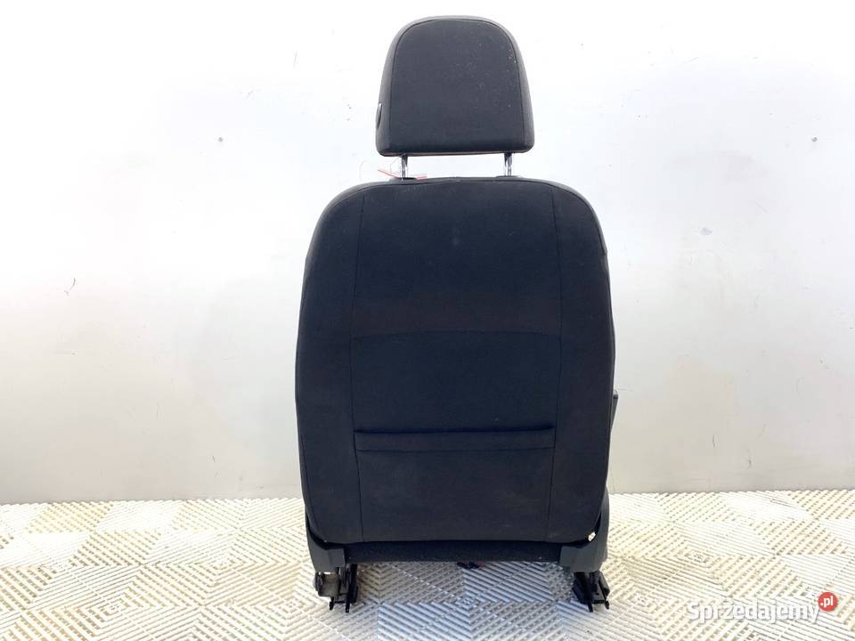 FOTEL PRAWY PRZÓD VW GOLF VII Hatchback