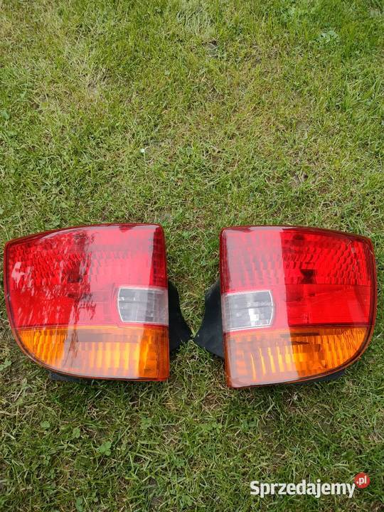 Lampy przódtył lewapraw strona Oryginalne Toyota Rok produkcji 1999 Lampy przednie