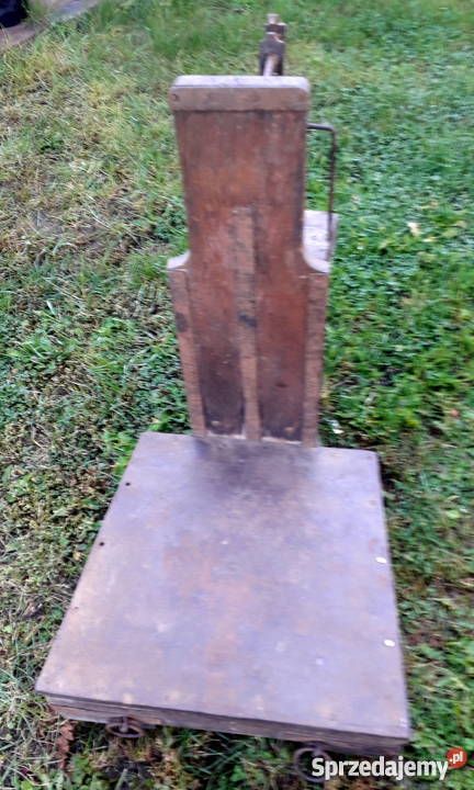 Przedwojenna waga dziesiętna Antyki Pogórska Wola