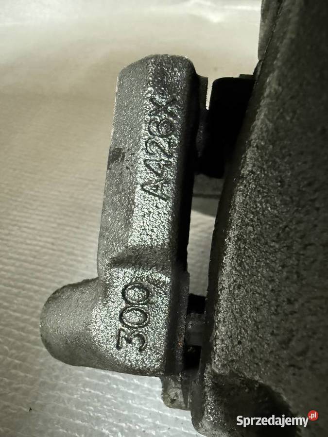 Zacisk hamulcowy jarzmo Ford Focus mk3 prawy Kolbuszowa Dolna sprzedam