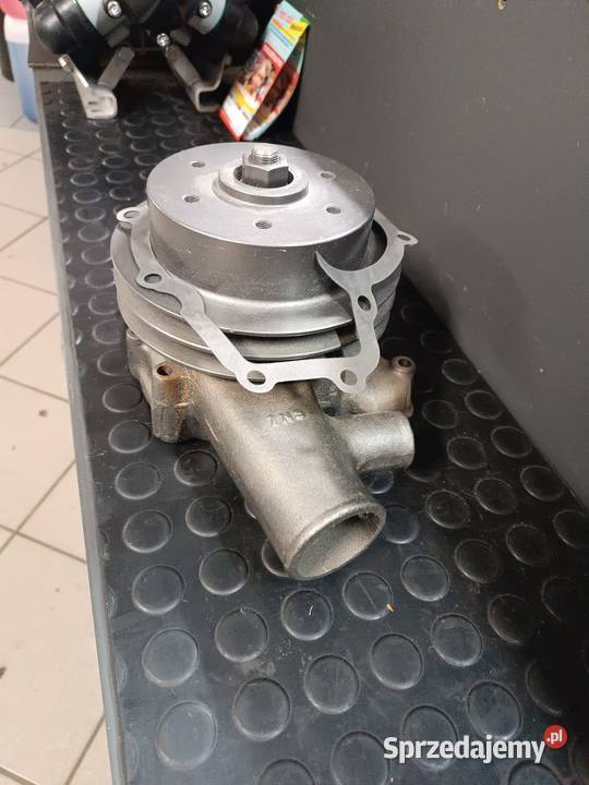 Pompa wodna z kołem pasowym 2 paski Claas MF Wieluń