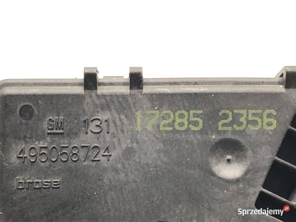 ZAMEK KLAPY TYŁ OPEL ZAFIRA B Minivan 1317285 Zamki, wkładki i kluczyki