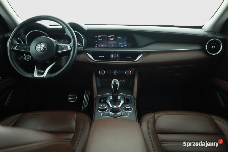 Alfa Romeo Stelvio 20 Turbo Q4 czujnik martwego pola śląskie Katowice sprzedam