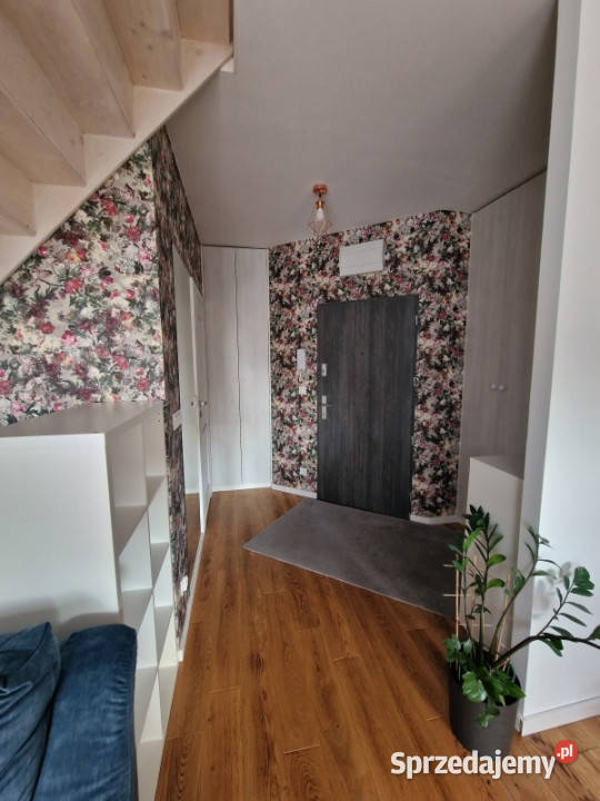Serdecznie do zakupu cudownego dwupoziomowego Jabłonna