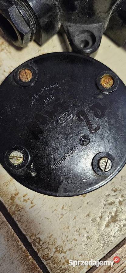 50 letniaFabrycznie nowa bakelitowa rozeta z Barlinek