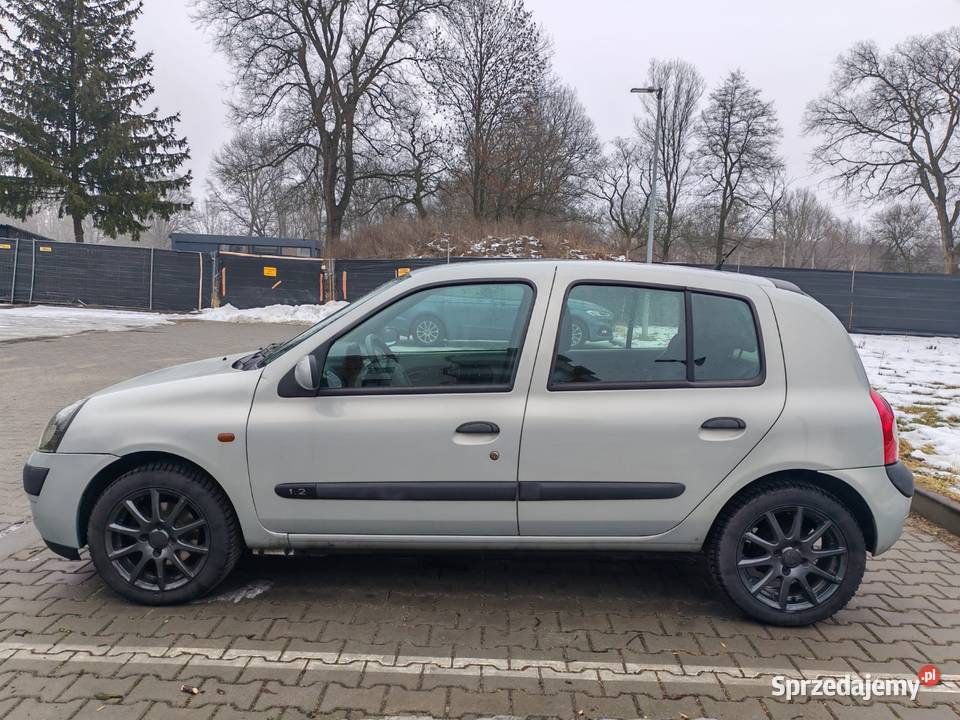 Renault Clio II niski przebieg zadbane i Zarejestrowany w Polsce Samochody osobowe Kraków