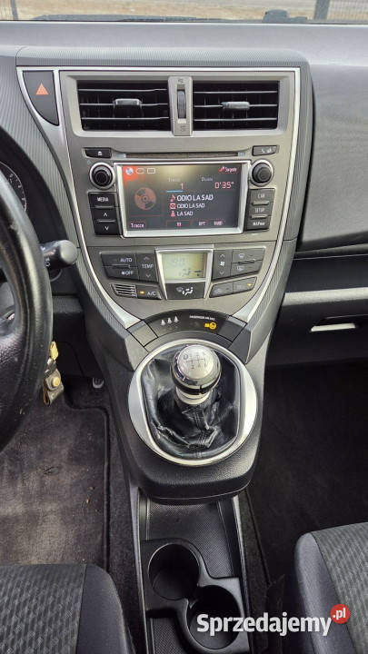 Toyota Verso S 13 Vvti 101 Kamera Klima Serwis biały Otwock Mały sprzedam