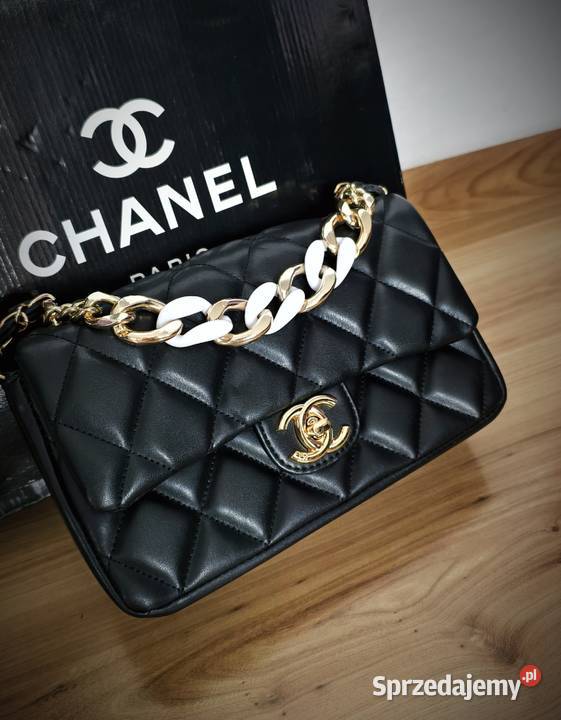 Torebka Chanel listonoszka pikowana czarna sprzedam