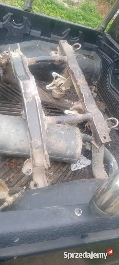 Tylna belka zawieszenia sanki Land rover