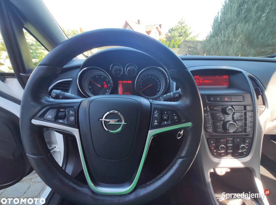 Opel Astra 20 CDTI DPF Color Edition 144000km łódzkie Szadek