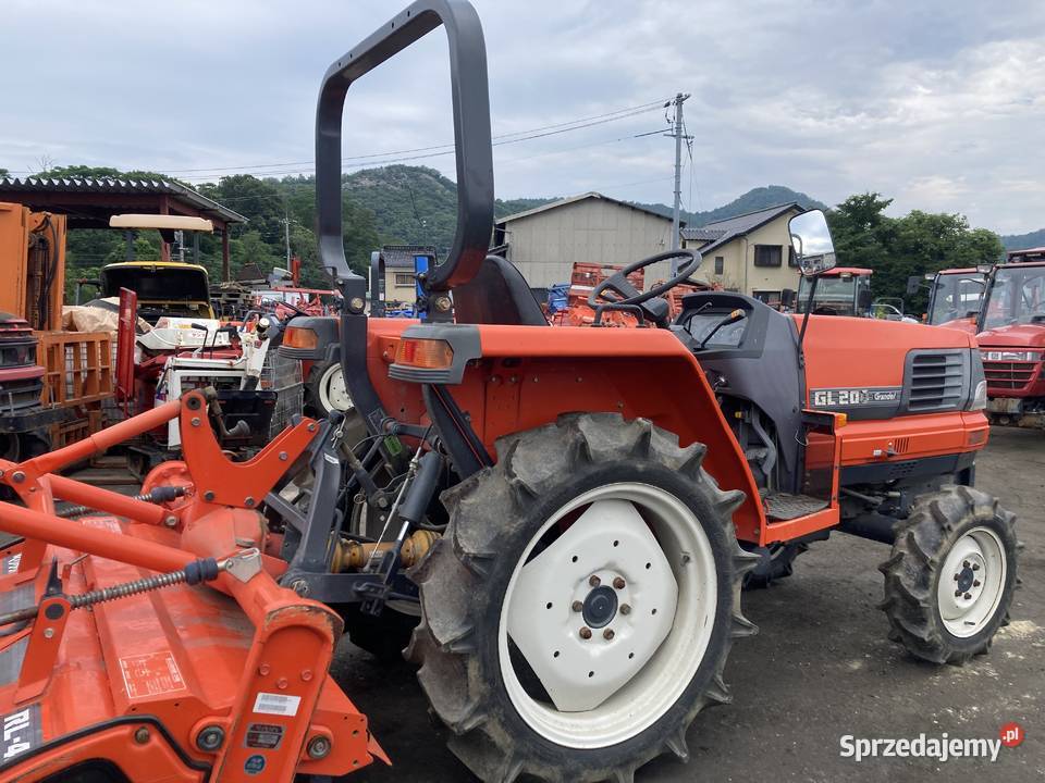 Traktor Kubota GL200D Skała