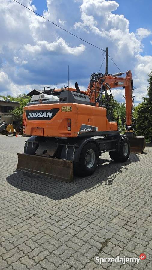Doosan dx140w5 2016r pełny VAT Bydgoszcz